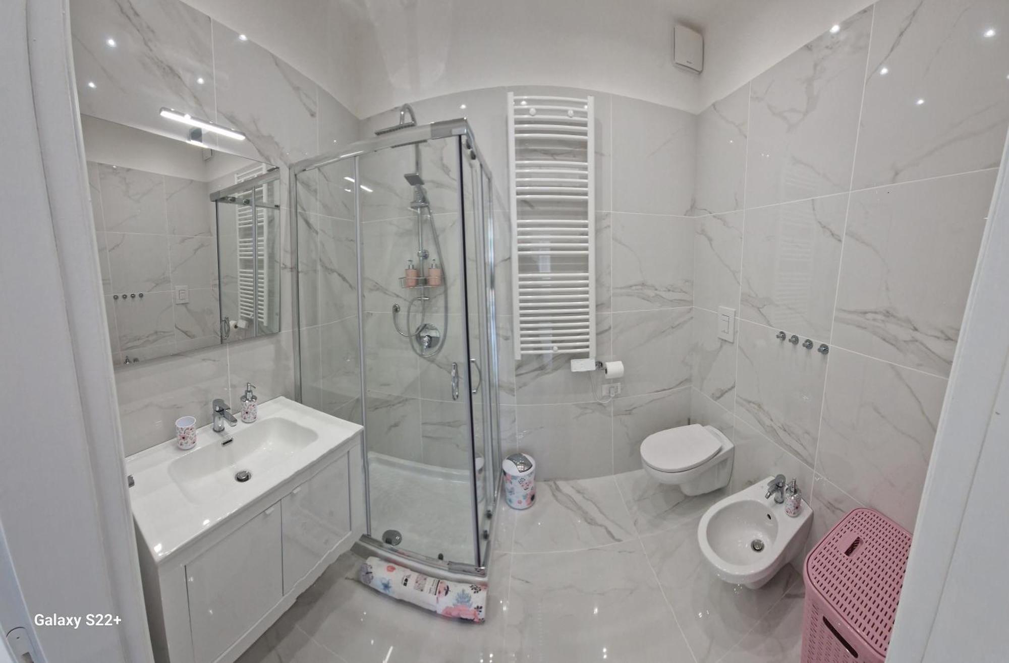 Blumarine In Appartement *